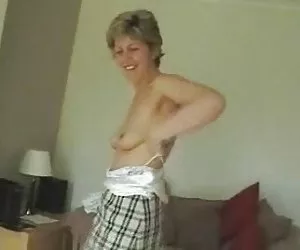 莎拉
