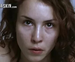 热的名人小鸡带附件!
