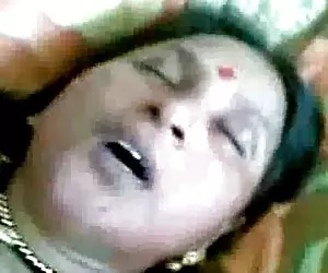 Northindian成熟的村庄的夫妇自制他妈的