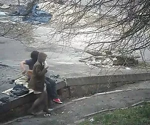 性别是业余的