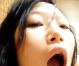 另一个可爱的中国暨在嘴里