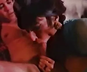 经典的母亲-不，她的儿子吹箫