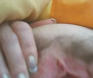 妻子毛手淫的高潮，附上摩擦婊子