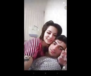 红发女性成人免费色情电影自制的