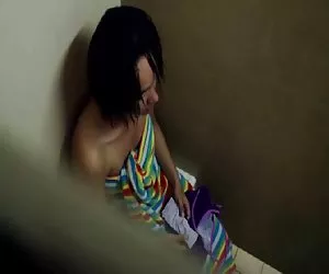 科洛*塞维尼和卡拉铬打击小姐