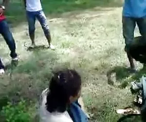 Tharki叔叔抓到的女孩
