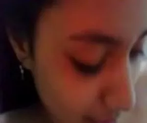印度美女旁边