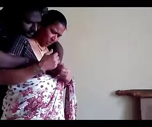 老婆乱搞的年轻小伙子