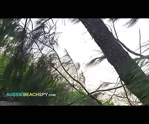海滩上手淫