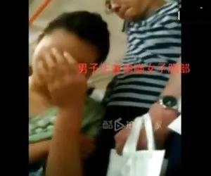 Asiatico en el运输